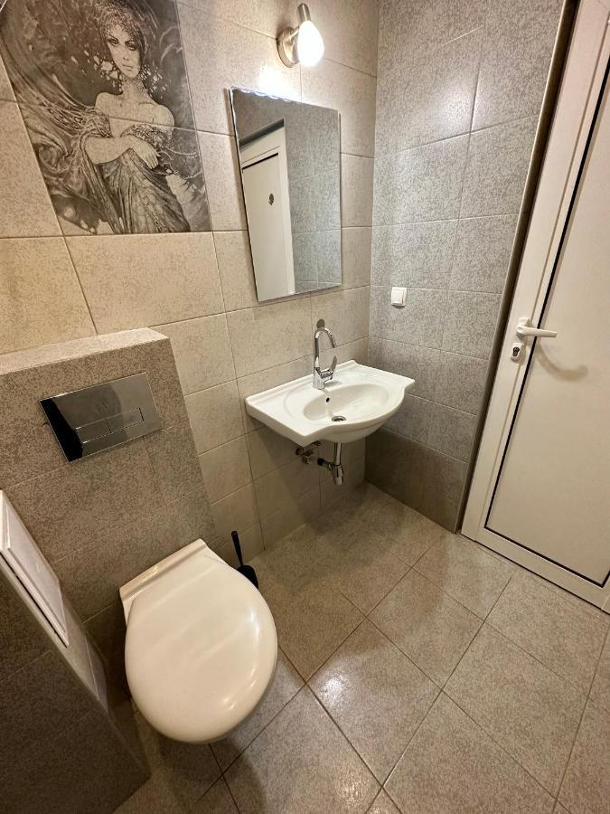 Joy Station Appartment 2 София Экстерьер фото